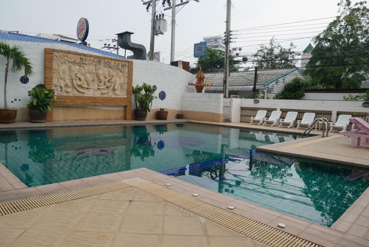 Baan Jpn Hotel Hua Hin Exterior photo
