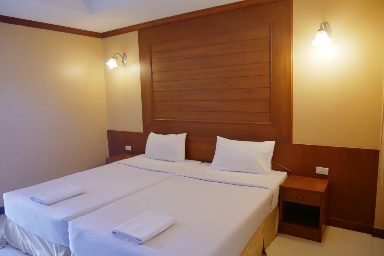 Baan Jpn Hotel Hua Hin Exterior photo