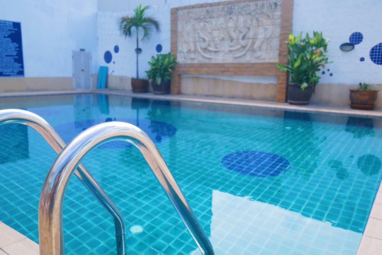 Baan Jpn Hotel Hua Hin Exterior photo