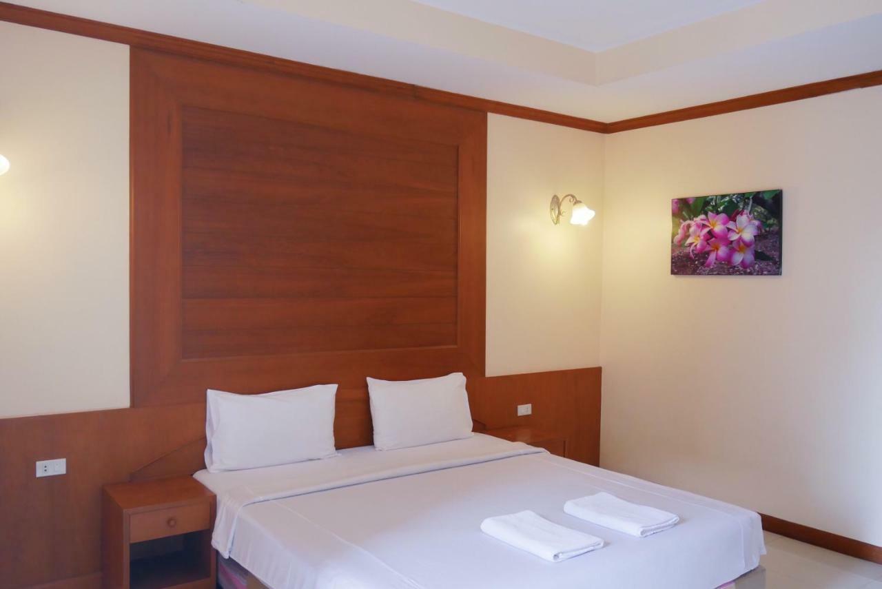 Baan Jpn Hotel Hua Hin Exterior photo