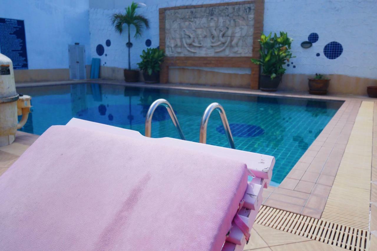 Baan Jpn Hotel Hua Hin Exterior photo
