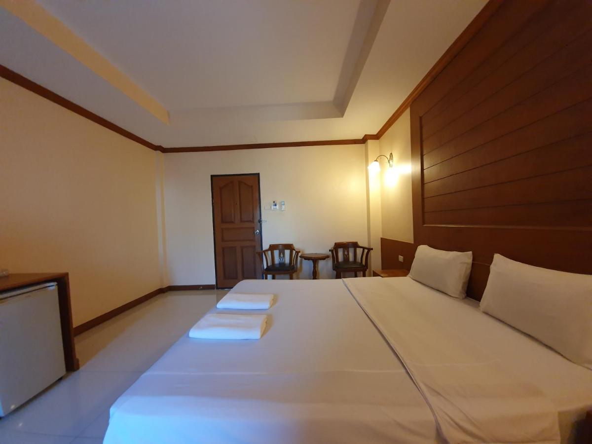 Baan Jpn Hotel Hua Hin Exterior photo